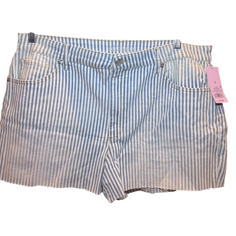 Wild Fable Blue‎ and White Striped Mom Stretchy Jean Shorts, Size 18